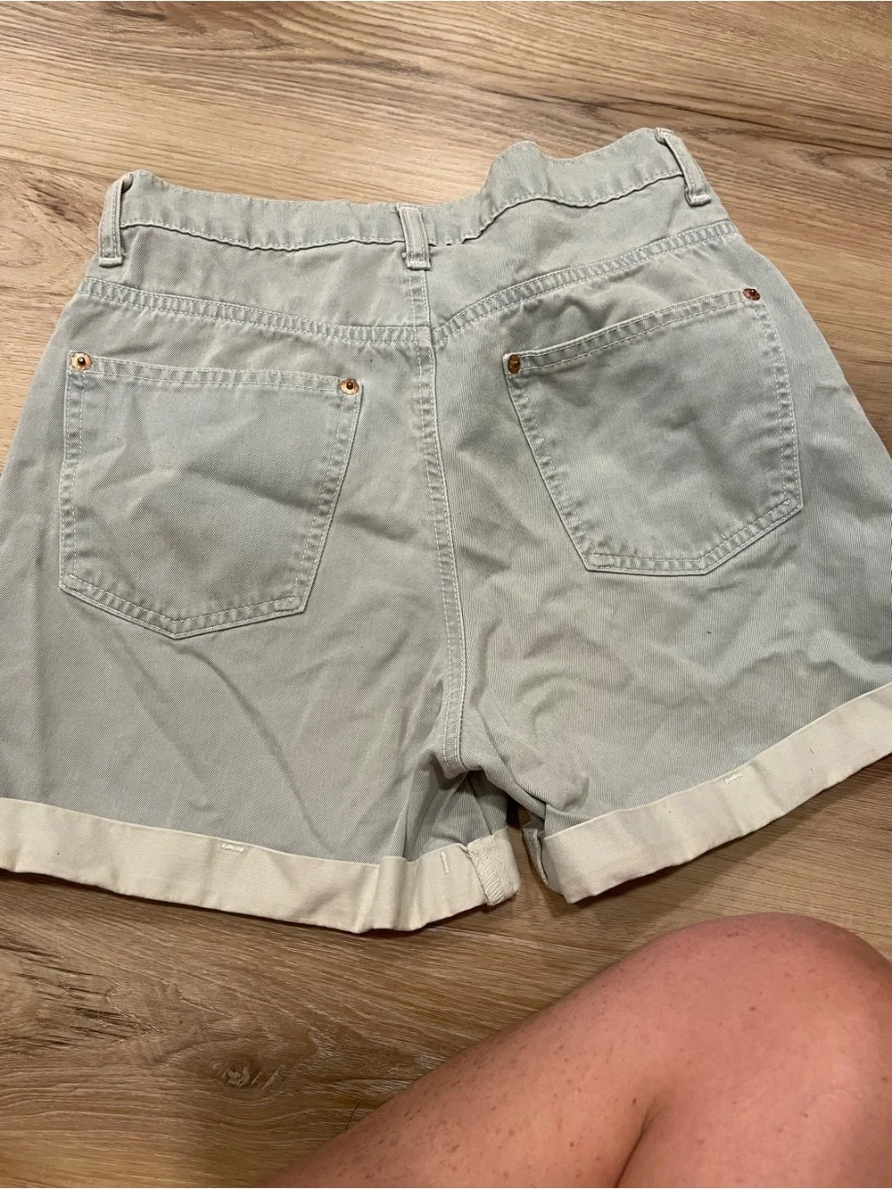Light Green High-Rise Cuffed Women’s Shorts